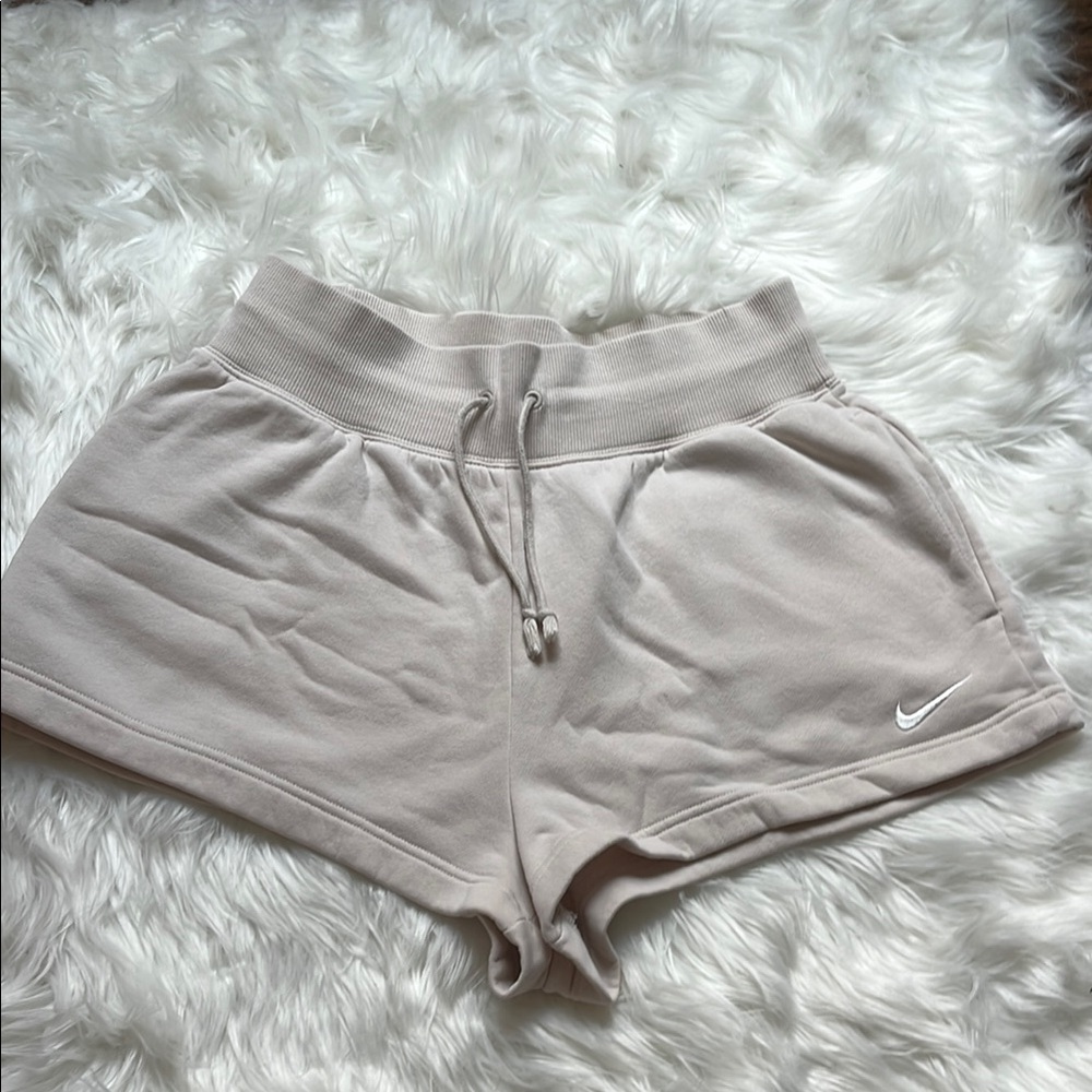 Nike Cream Athletic Shorts with Elastic Waistband